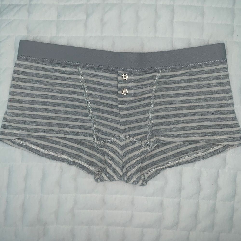 BRAND NEW Splendid boy short Jersey modal